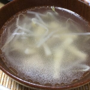 もやしとエリンギ♪　大蒜風味の中華スープ